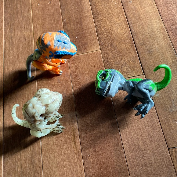 Fingerlings Untamed Dinosaurs lot of 3 - Picture 3 of 6
